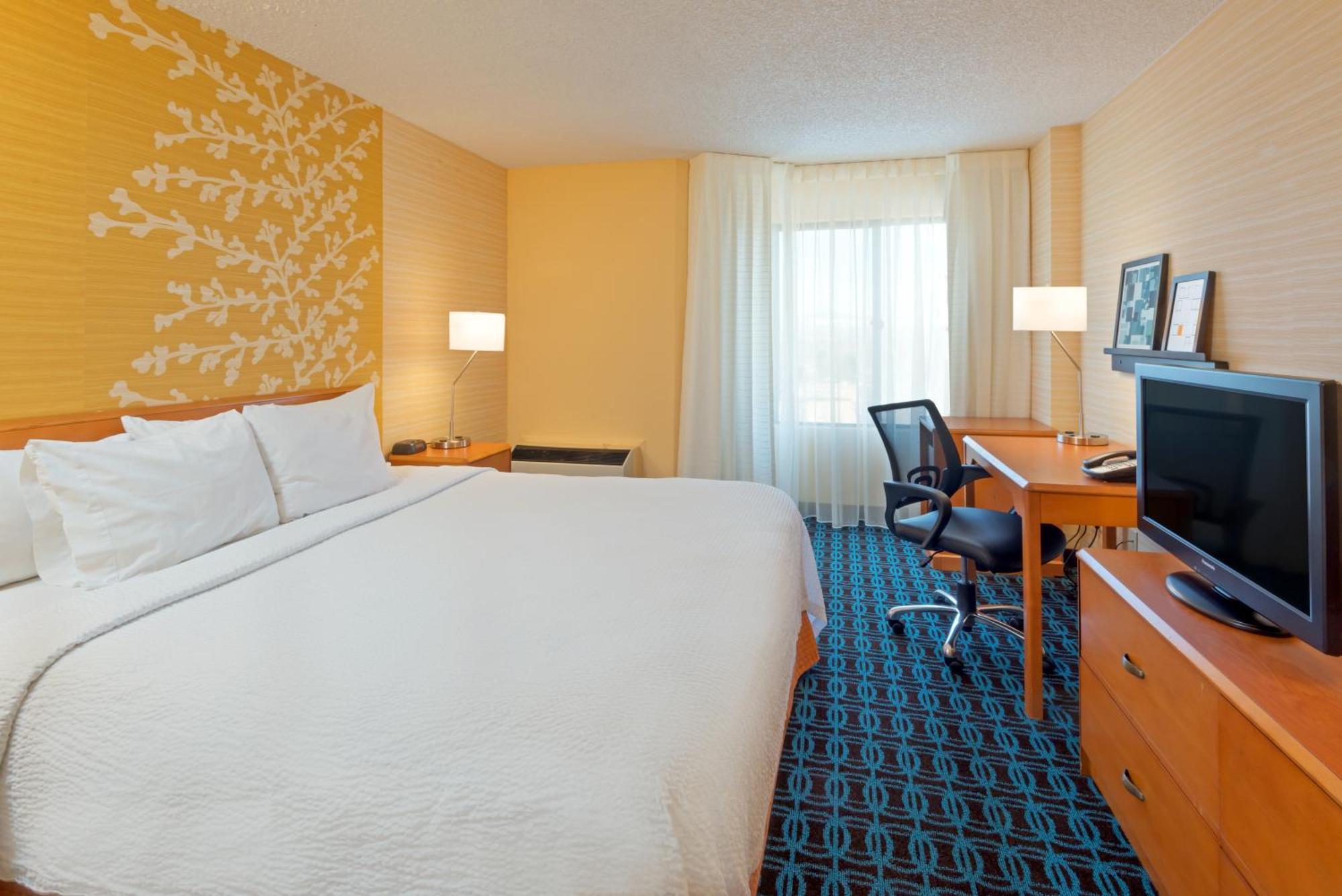 Fairfield Inn & Suites Denver Cherry Creek Exterior photo