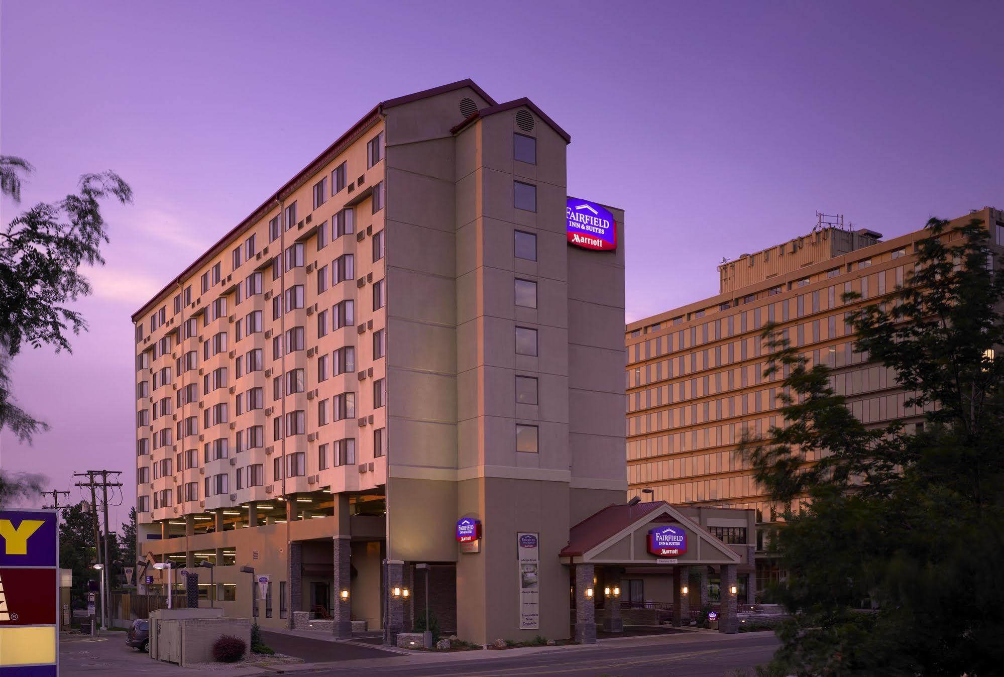 Fairfield Inn & Suites Denver Cherry Creek Exterior photo
